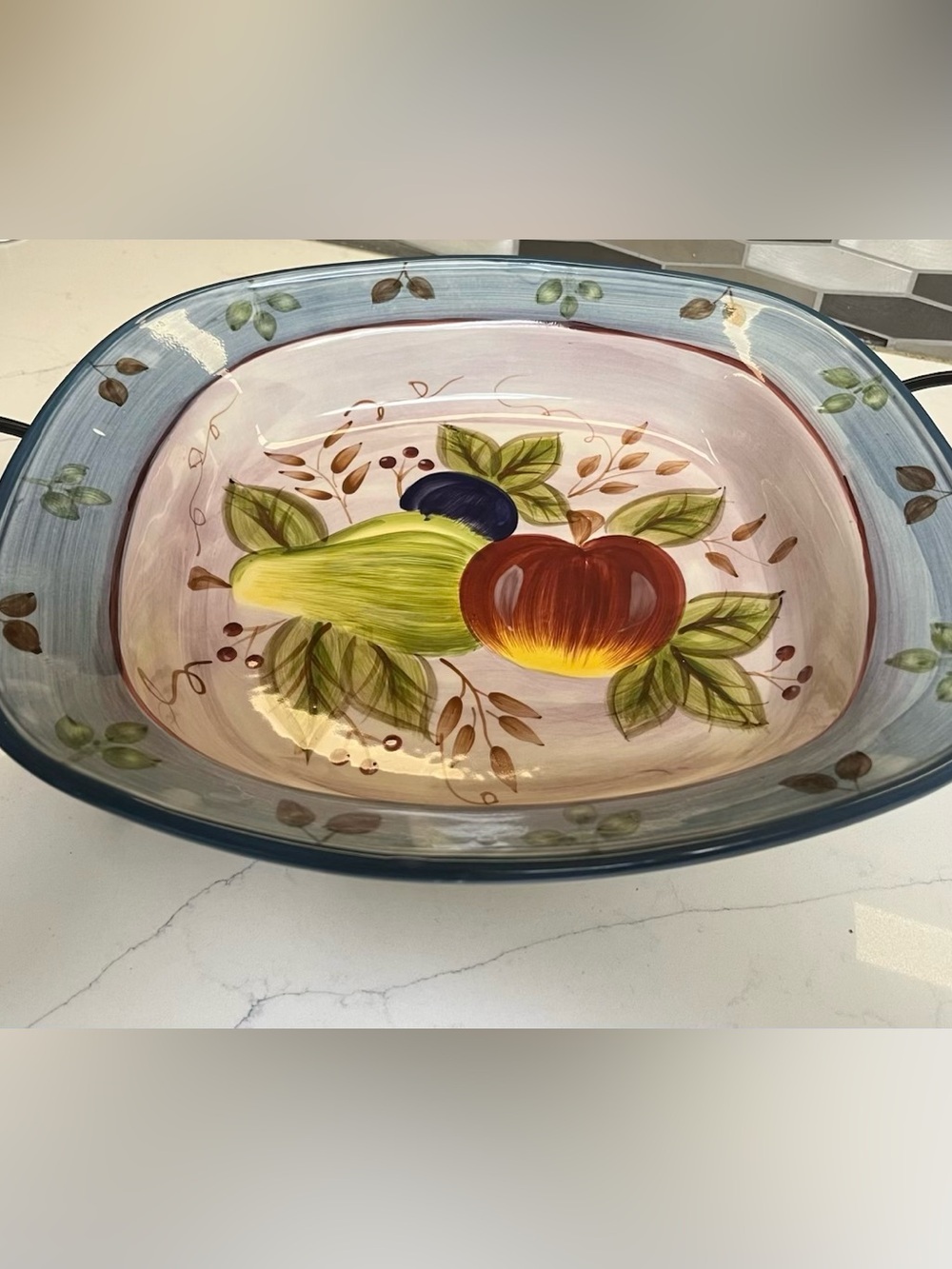 HAND-PAINTED CERAMIC FRUIT BOWL
